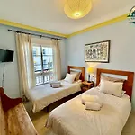 Seafront Townhouse With Stunning Mediterranean Views, Community Pool *