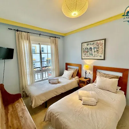 Seafront Townhouse With Stunning Mediterranean Views, Community Pool *