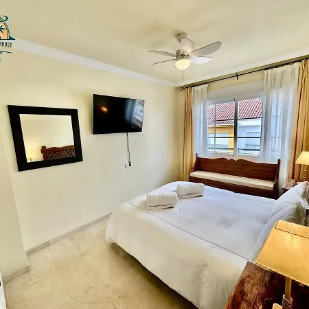 Seafront Townhouse With Stunning Mediterranean Views, Community Pool