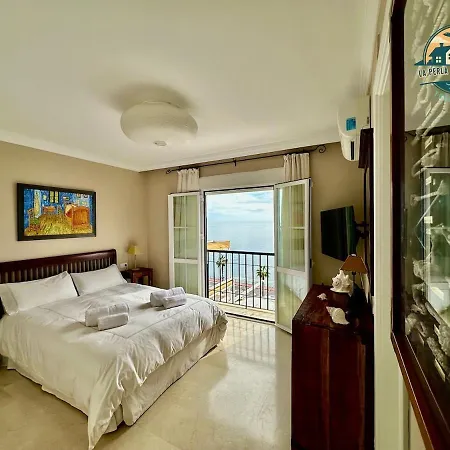 Ferienhaus Seafront Townhouse With Stunning Mediterranean Views, Community Pool *